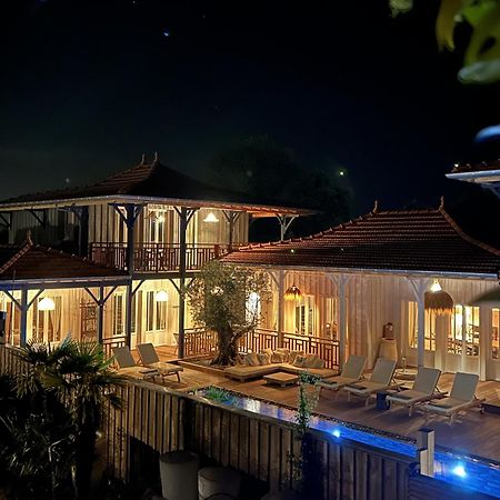 Hotel-Restaurant Le Resinier Le Barp Pokoj fotografie