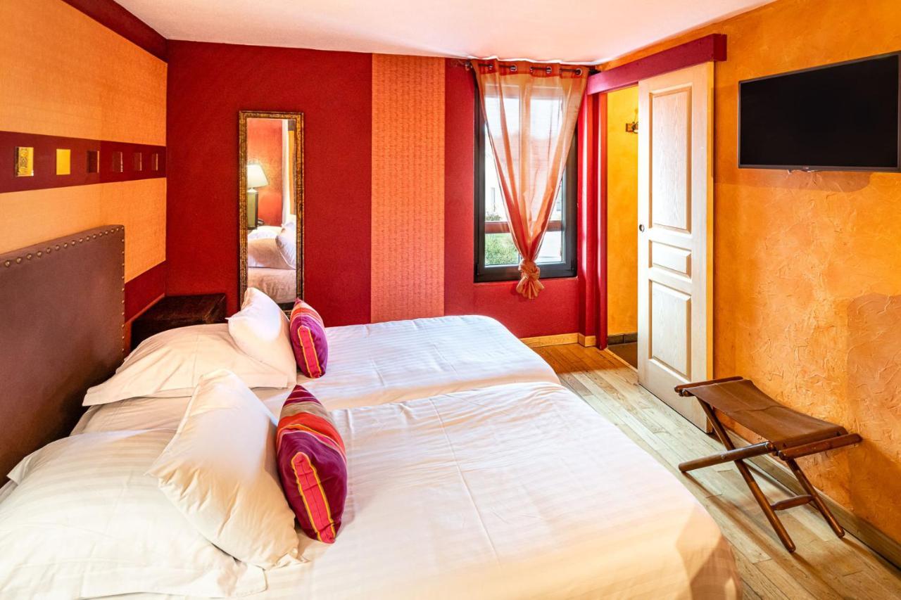Hotel-Restaurant Le Resinier Le Barp Pokoj fotografie