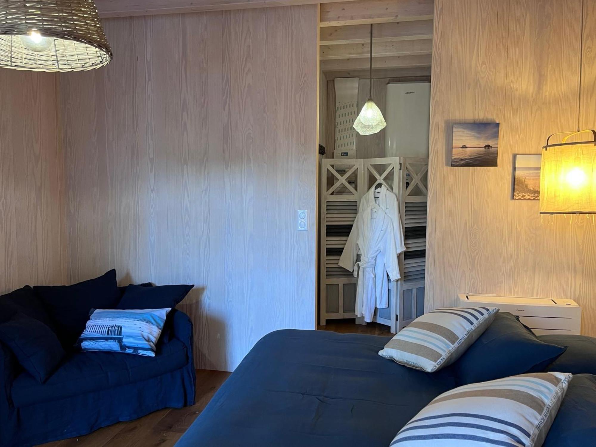 Hotel-Restaurant Le Resinier Le Barp Pokoj fotografie