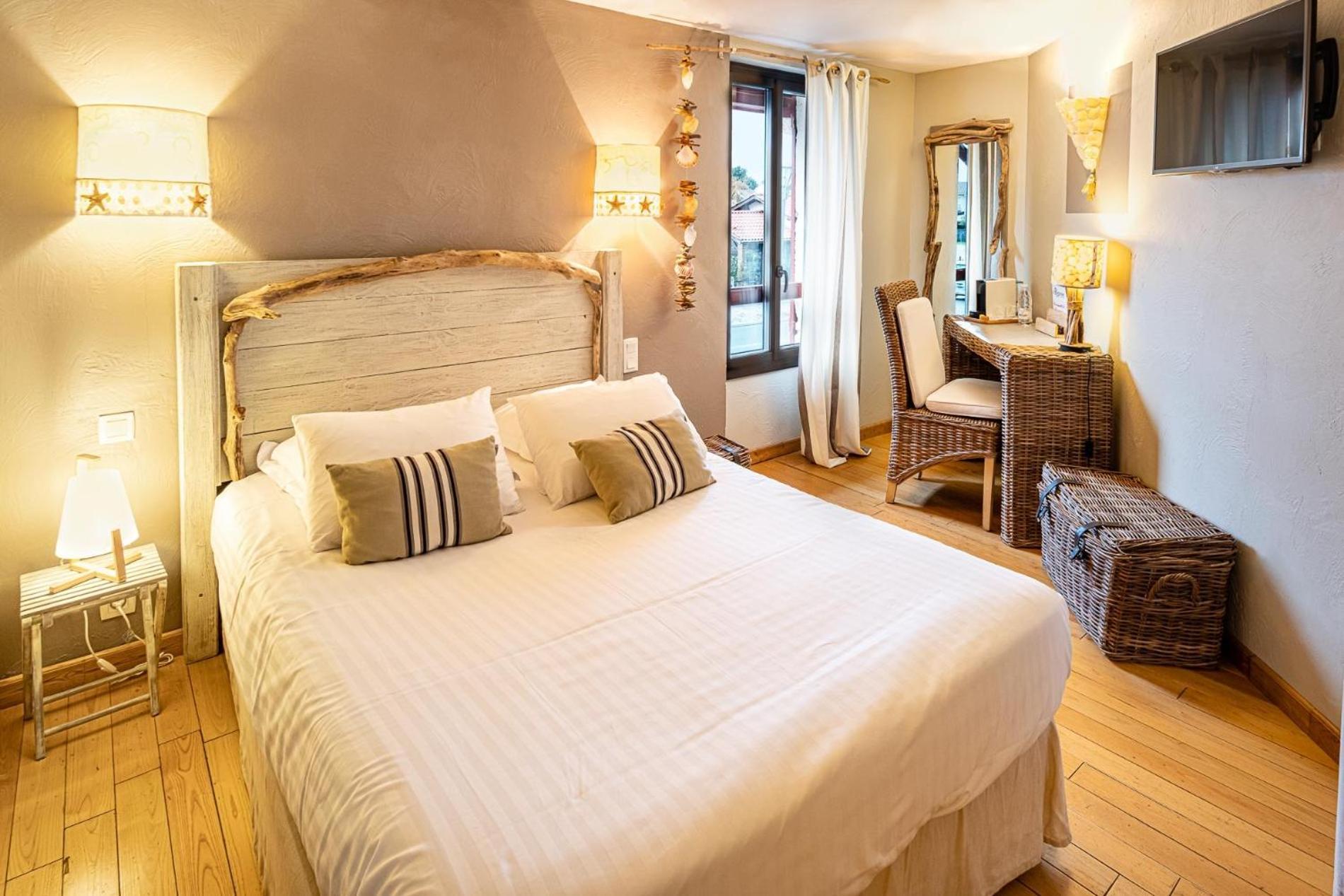 Hotel-Restaurant Le Resinier Le Barp Pokoj fotografie